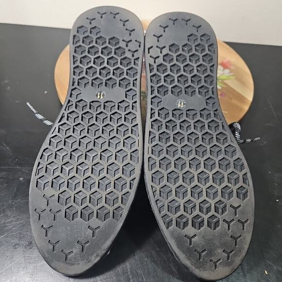 EUC Urban Sport by J/Slides Talia Stretch Knit Sneaker Black Sz W/11 MSRP $79.99 - Picture 15 of 16